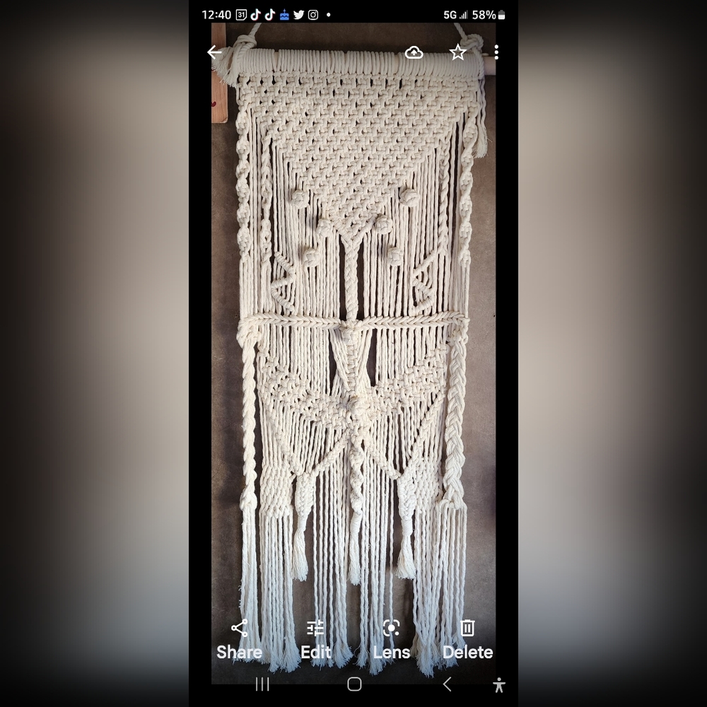 Macrame wall hanging 17x45